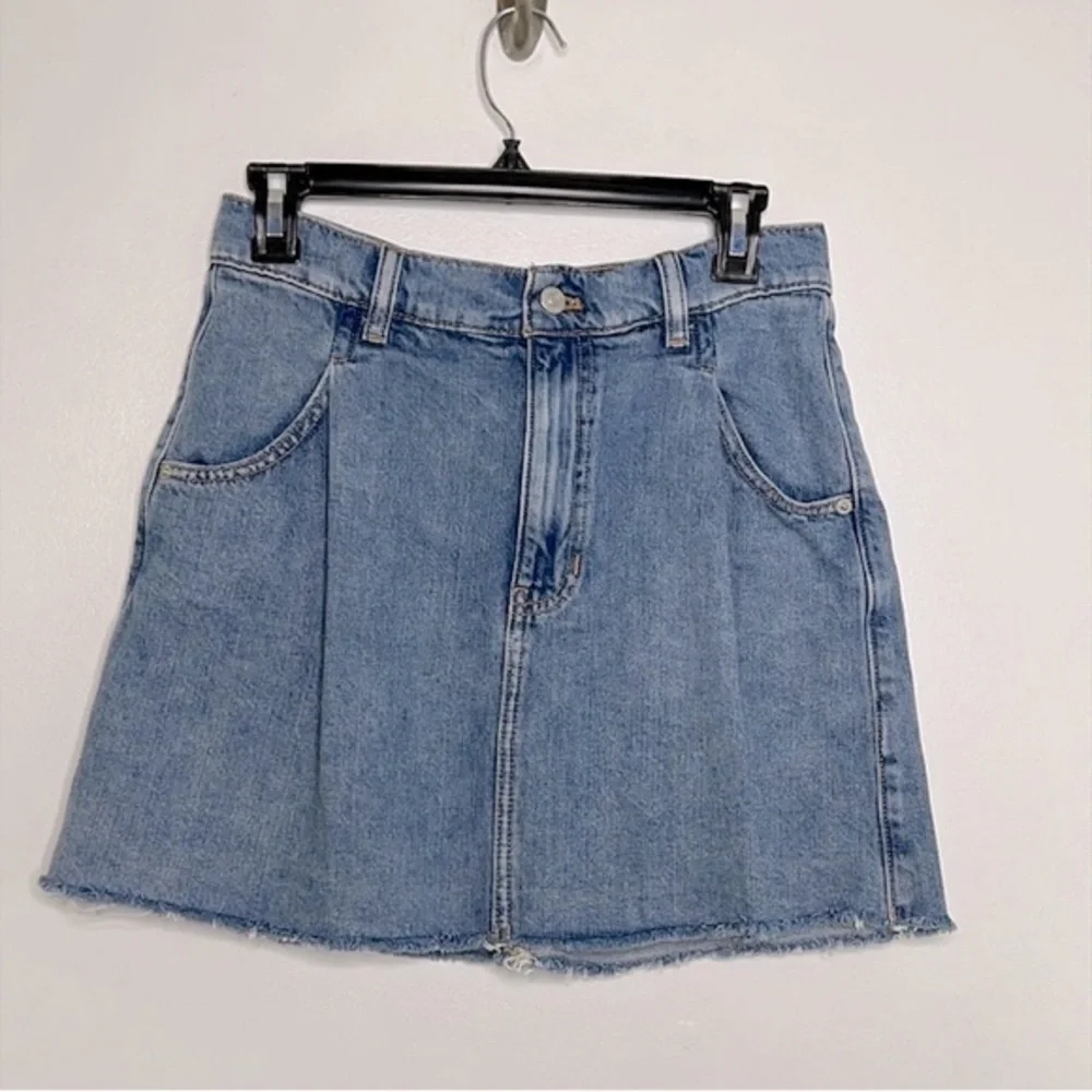 Free People we the free Rain Blue frayed hem pleated jean mini Skirt size small - Picture 2 of 9